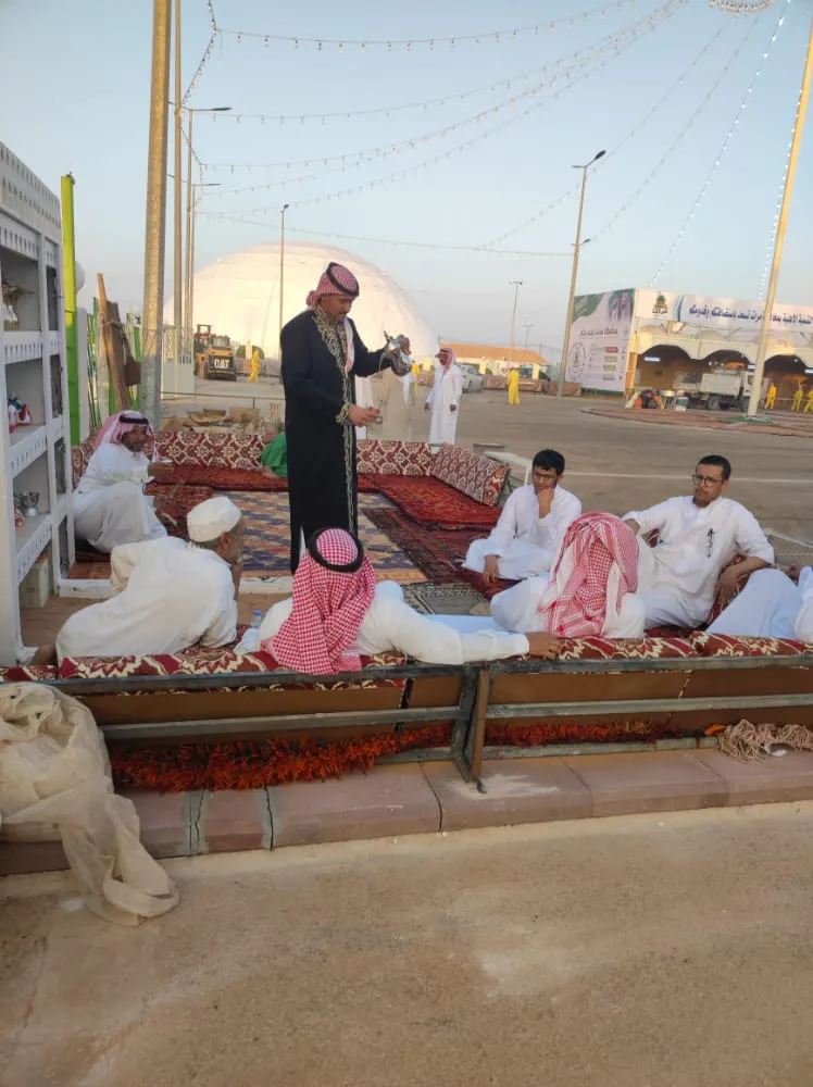 قهوجي وصباب في الرياض