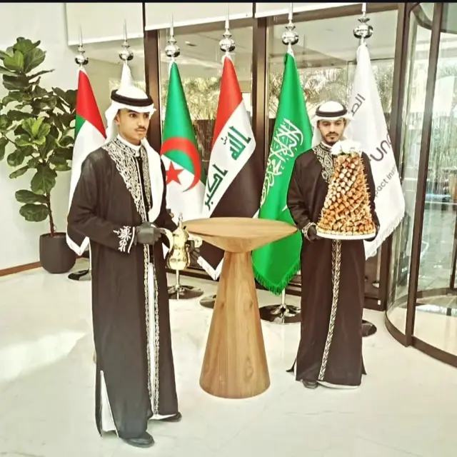 قهوجي وصبابين الرياض