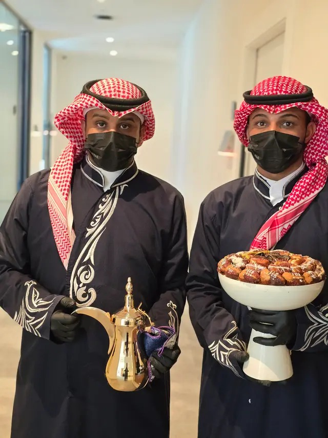 قهوجين صبابين قهوة الرياض